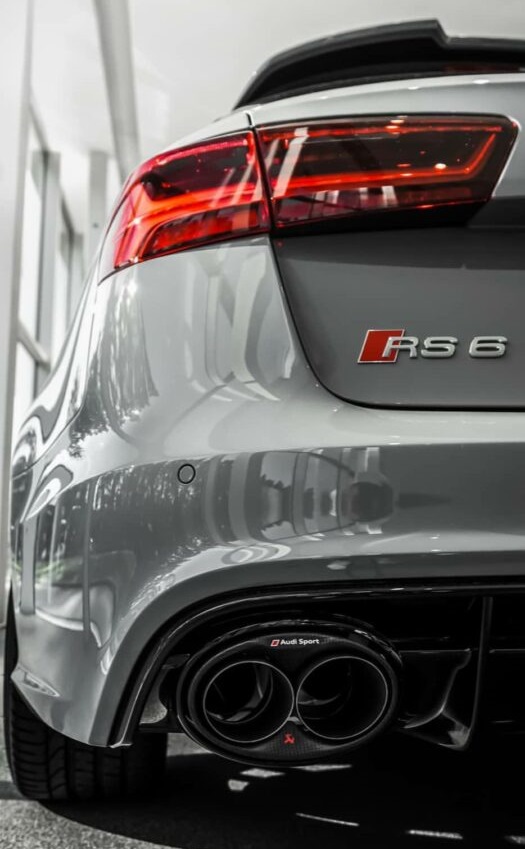 A close up of the rear end of an audi rs 6